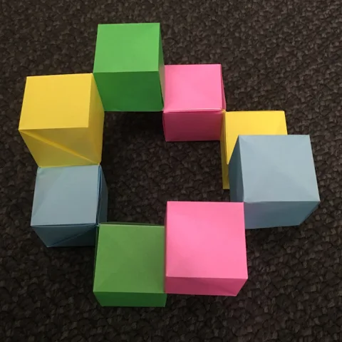 Flexi-Cube