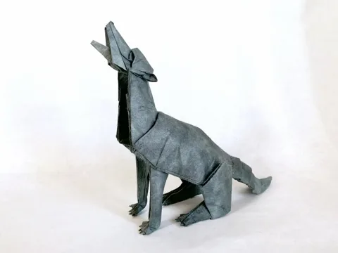 Clawed Wolf