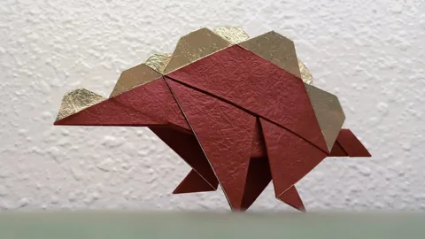 Stegosaurus Stenops