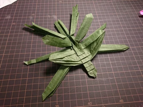 Praying Mantis Flying v1.0 — паттерн