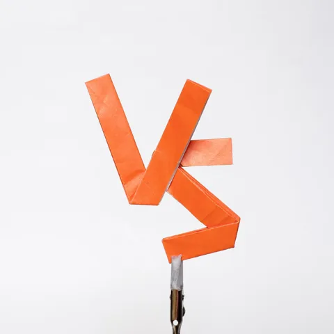 Vs