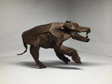 NY dinosauria (twitter)