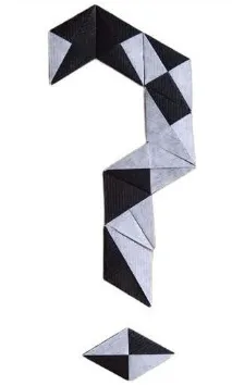 Bicolored diamond puzzle pieces