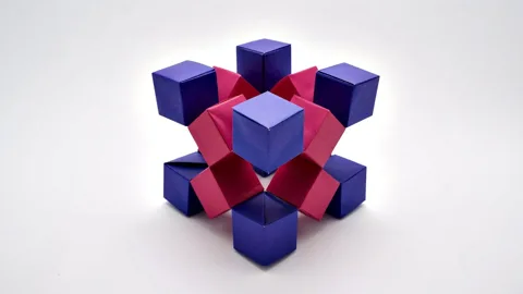 MOVING CUBES 2  - no tape/glue!