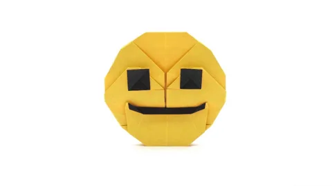 Smiley Emoji 🙂