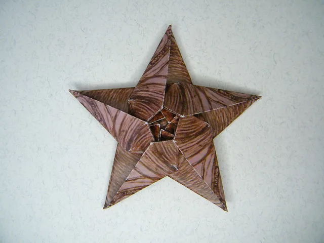 Pop-up star