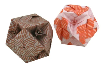Mozaic with facets