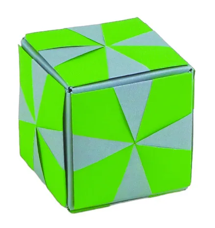 Four-leaf tile