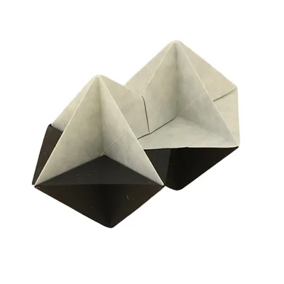 Crystal twinning octahedron