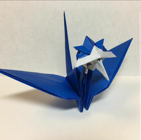 Samurai helmet crane