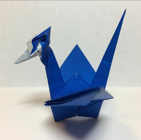 Samurai helmet crane