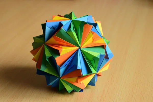 Sonobe style kusudama unit␠